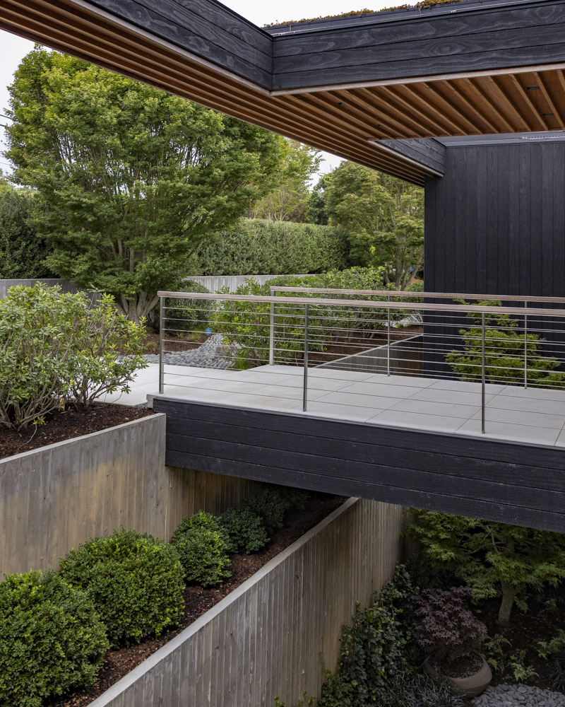 Photo of construction by Ronald Webb Builder.